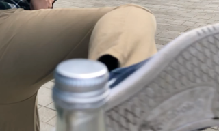 Neuer Internet-Hype ausgebrochen: Das ist die Bottle Cap Challenge